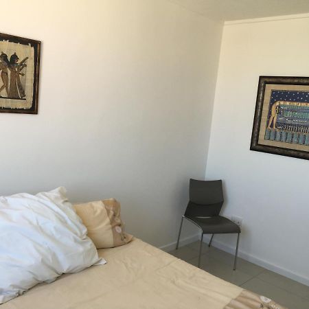 City Junction Apartment Уиндхоек Екстериор снимка